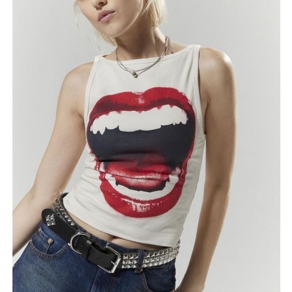 Silence + Noise Mercedes Lips Graphic Tank Top URBAN OUTFITTERS NWT/NWOT - Picture 4 of 7